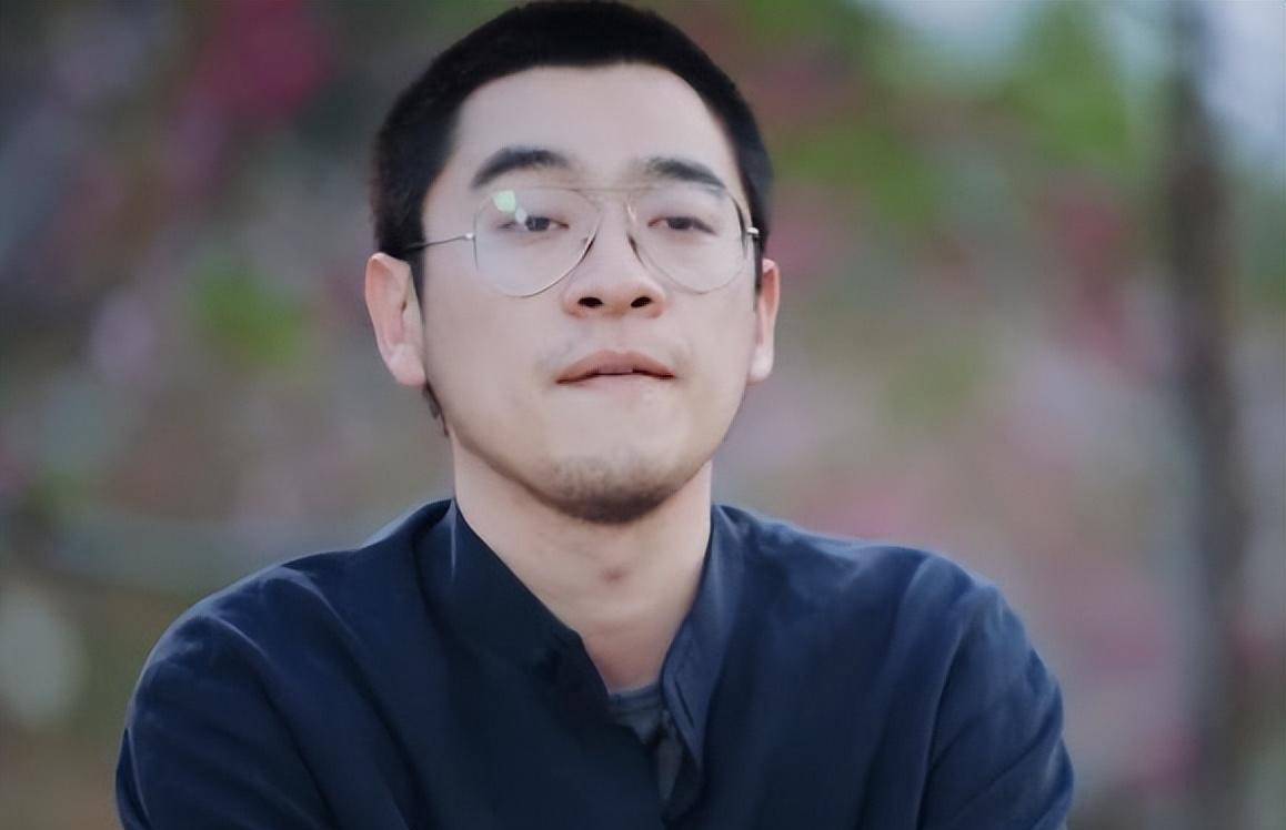 陈陈陈本身是一位极富才华的年轻艺术家,他拥有非常