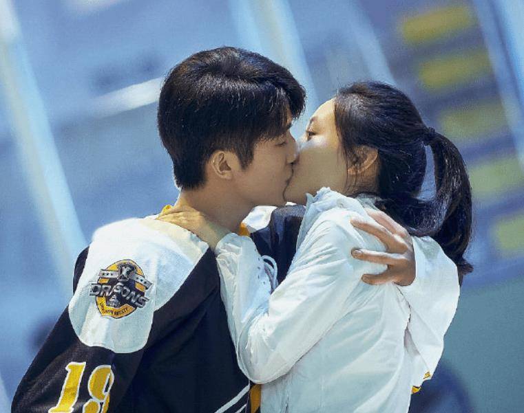 大家都认同男主,他追的是_张雨剑_张新成_搭档