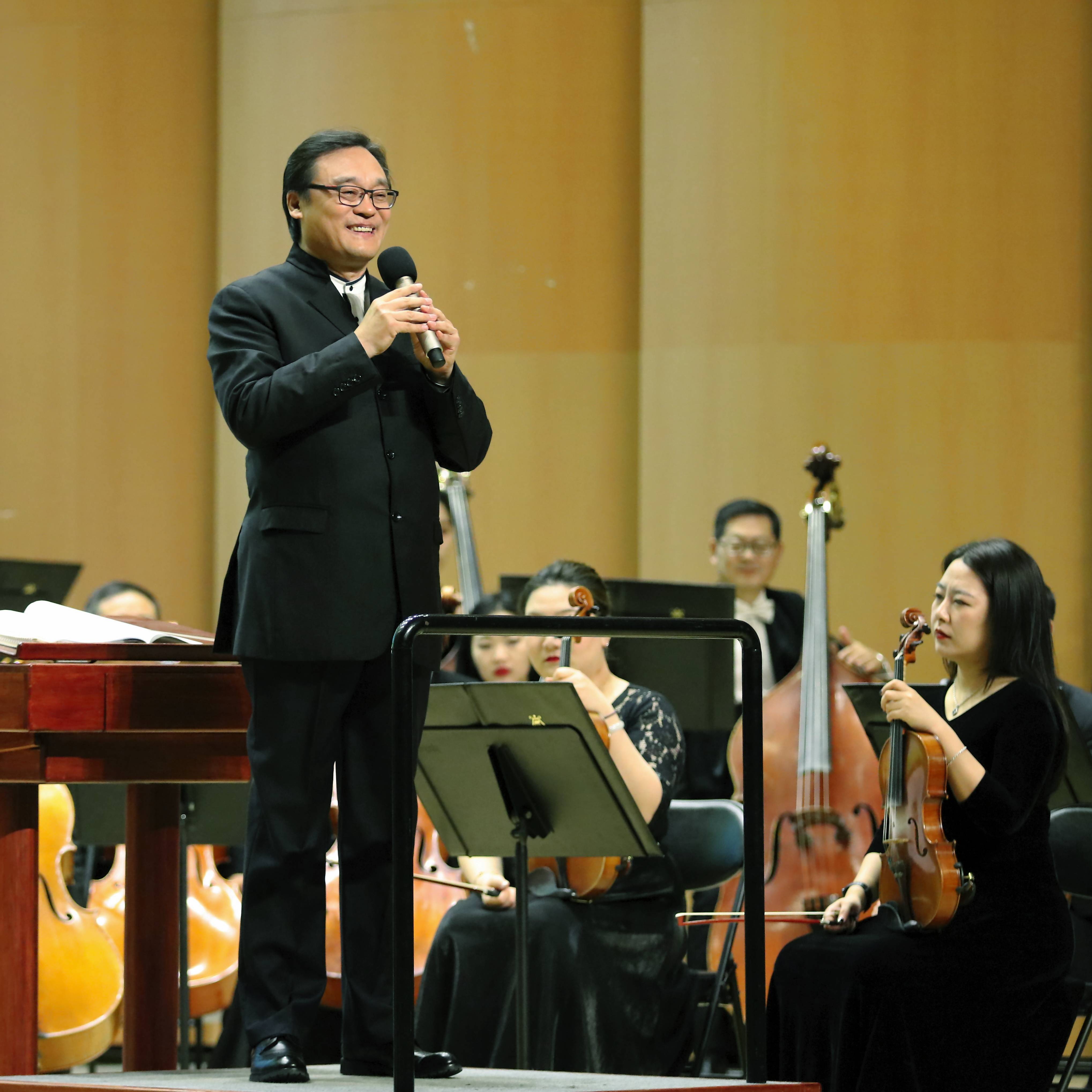 长笛演奏家严琦,青年钢琴演奏家王子月,他们均是首次加盟长影周末音乐