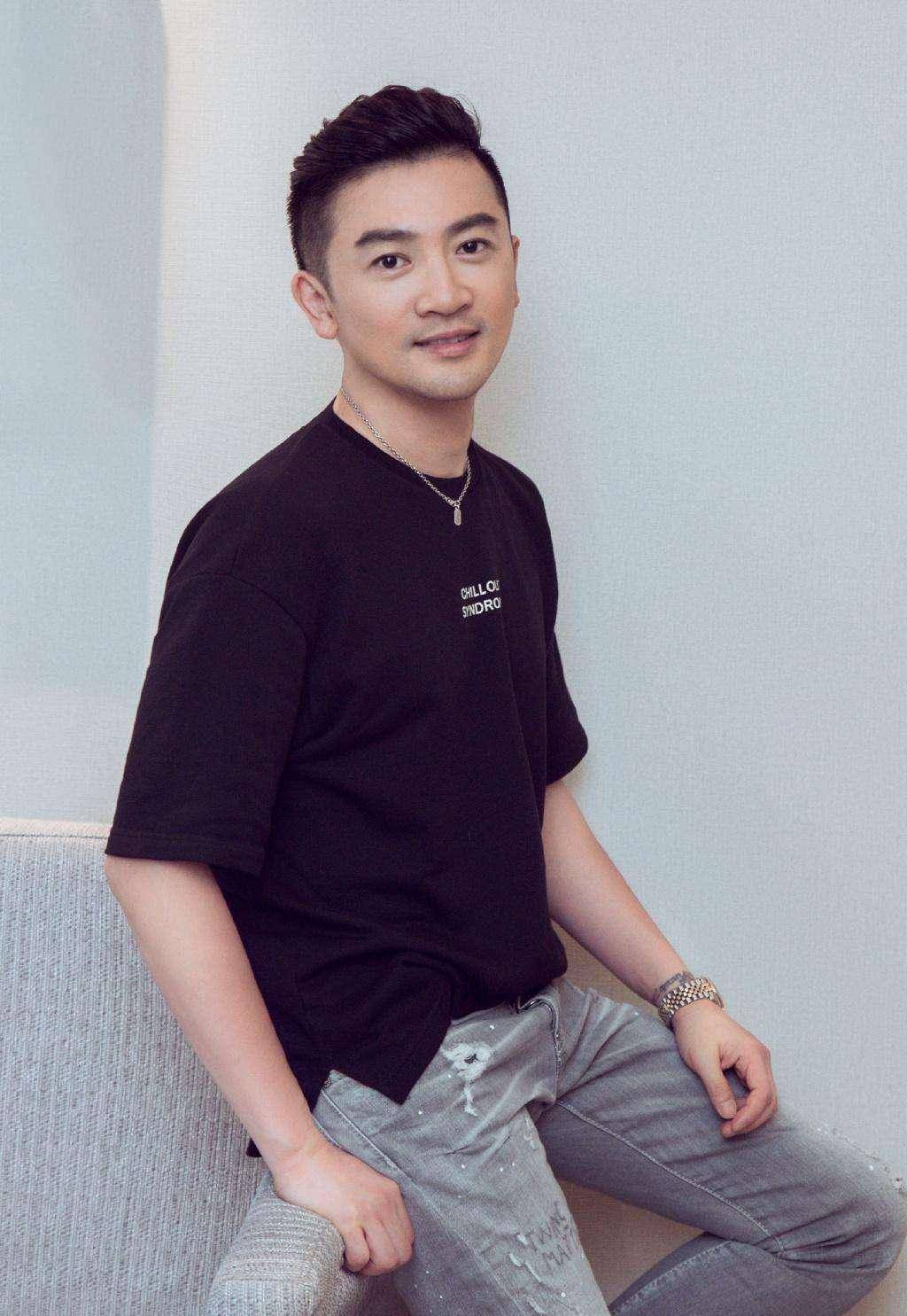 苏有朋近照惹争议,被质疑整容注射玻尿酸,颜值超级爆表_经典_作品