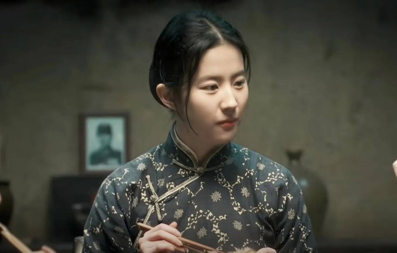 刘亦菲这部电影,布衣荆钗,却比许红豆还美!_救助_农村_英子