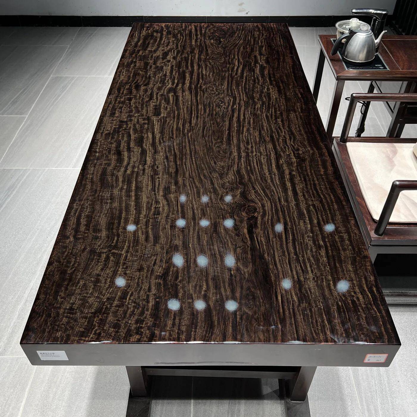 高端茶桌界的"黑珍珠",浓浓高雅气质的黑檀实木大板_颜色_黑色_纹理