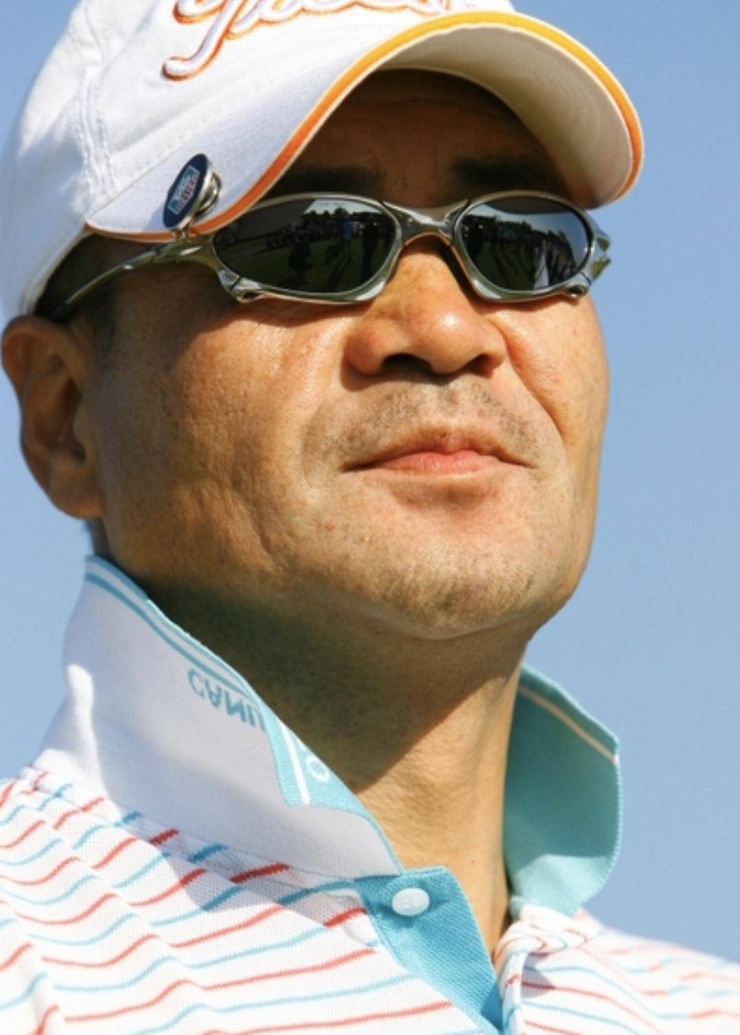 "痴情汉"尤勇智:扇班主任嘴巴,遭许晴抛弃,余生不负妻子沈蓉_女孩