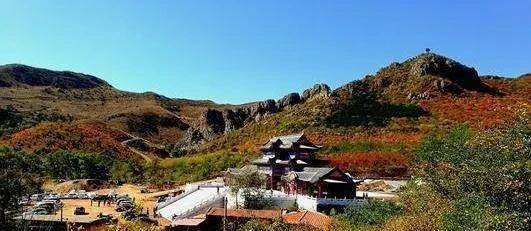 红色土地上的名山一一乌兰山_靖远县_建筑_天桥
