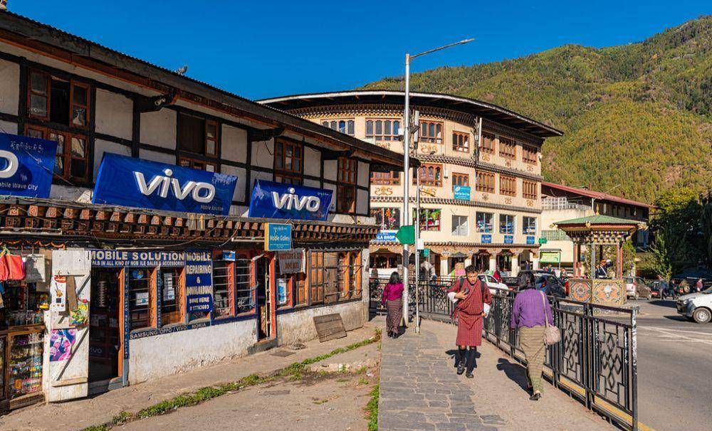 不丹的经济规模不大,但发展迅速,主要依靠水电出口和旅游业.