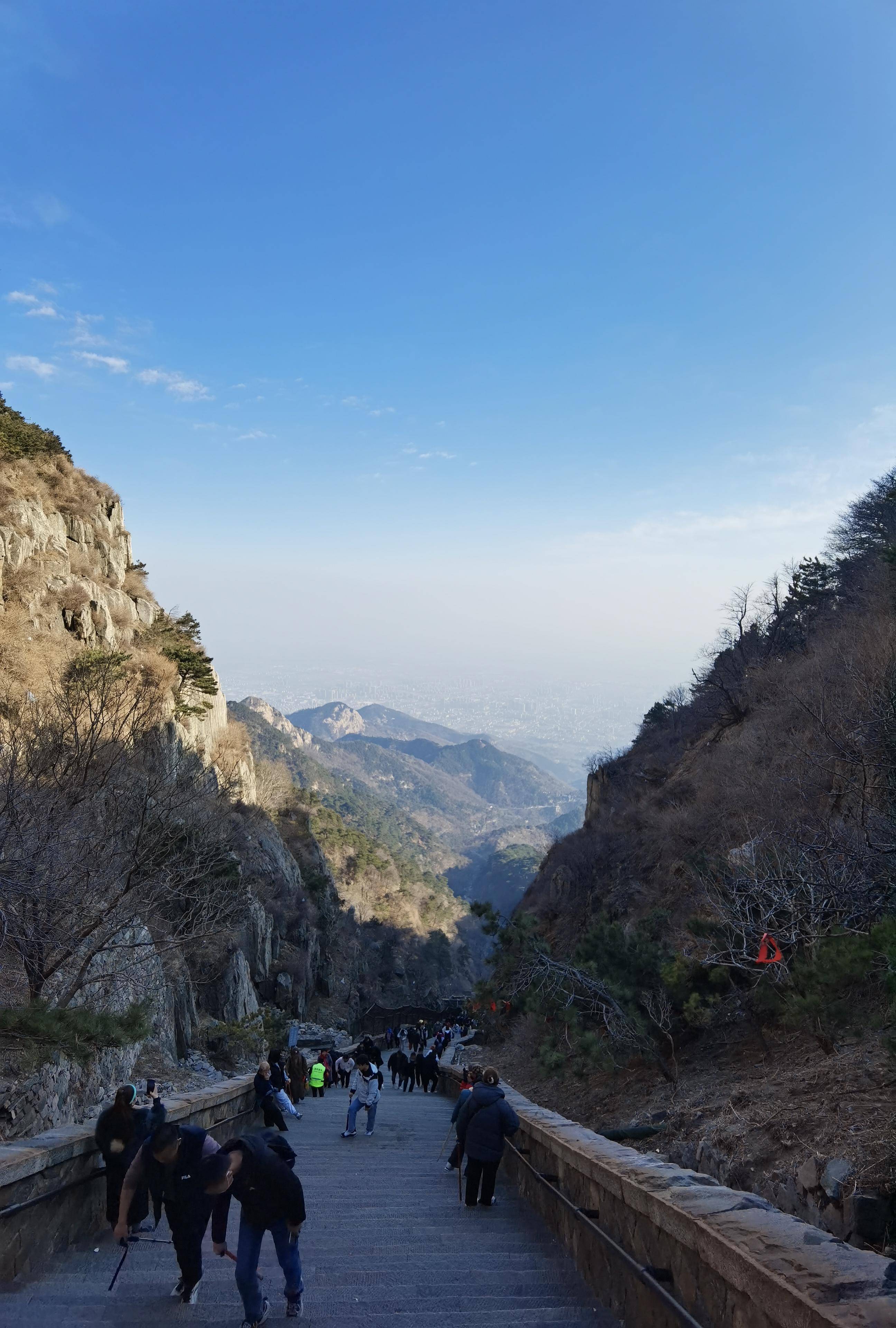 一分錢沒花,五萬步,最詳細登泰山攻略_小時_天門_山頂