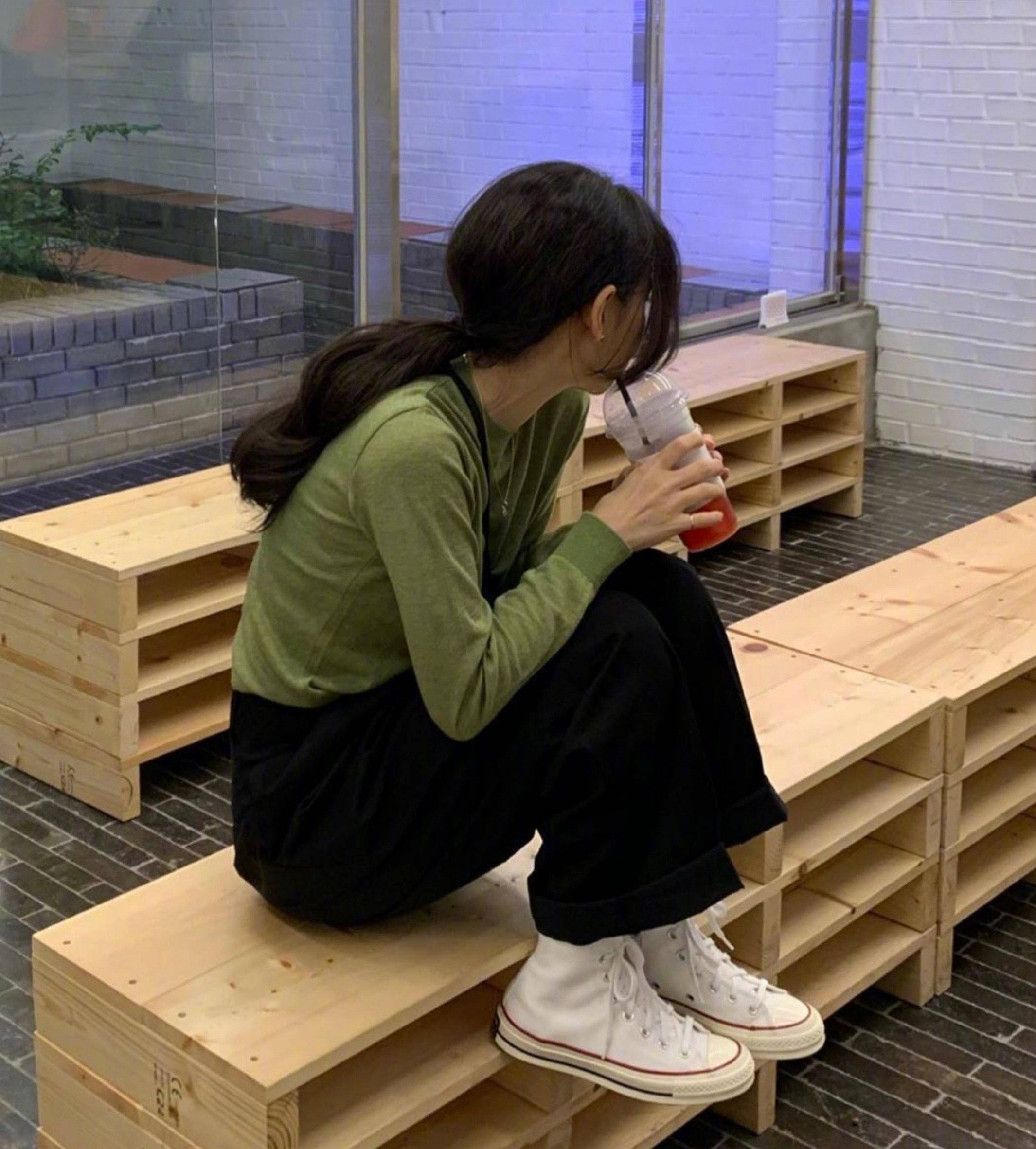 温柔知性小姐姐的春季穿搭,超美的搭配指南,配上春天绝美啦