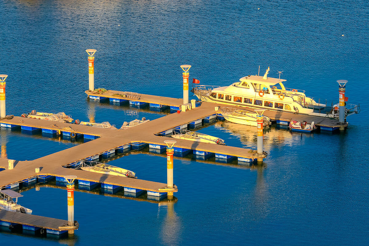 德立游艇码头图片
