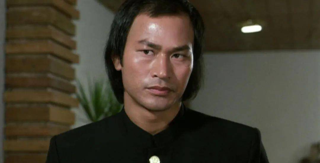 还记得《a计划》里的"罗三炮"吗?最近很少出现,满头白发