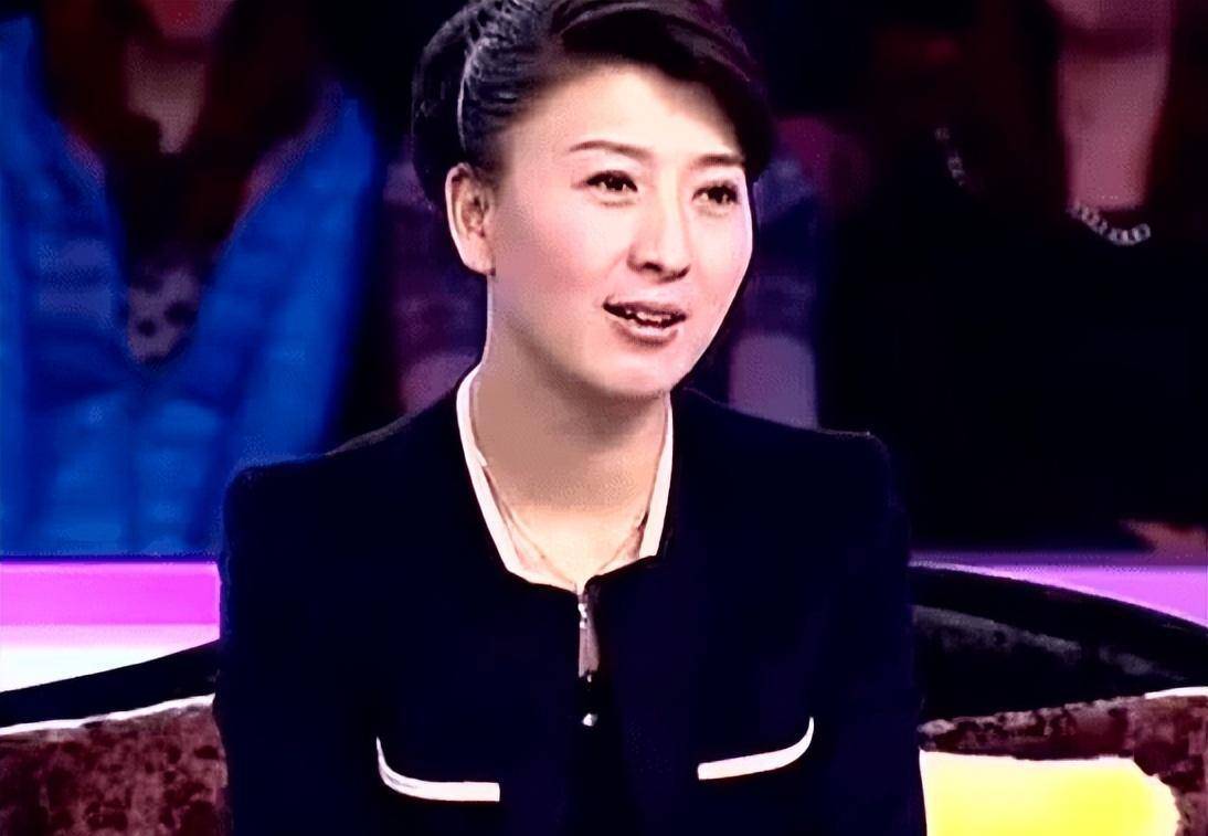 "国家一级演员"闫学晶不顾家人反对嫁大10岁富商,今婚姻状况如何