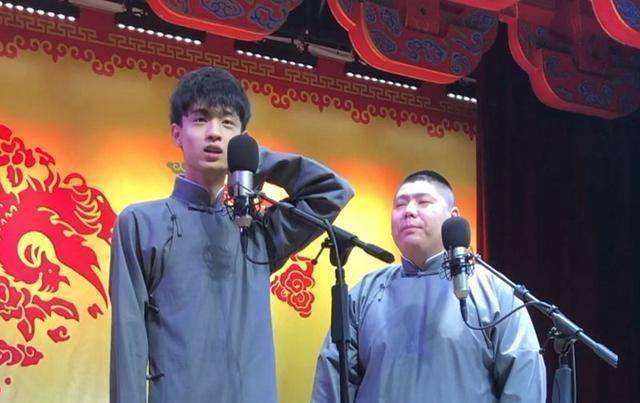 谁改变了秦霄贤的搭档？秦霄贤的师父是谁？