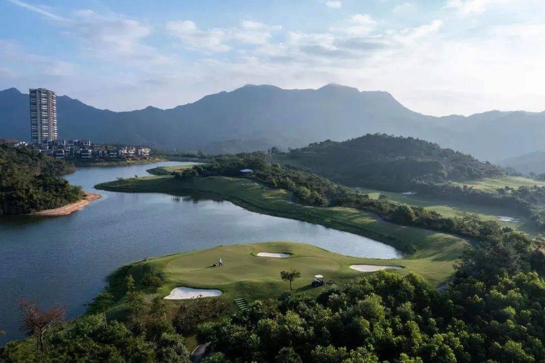 来惠州巽寮湾星河山海半岛度假,养老,给您不一样生活,自带18洞果岭