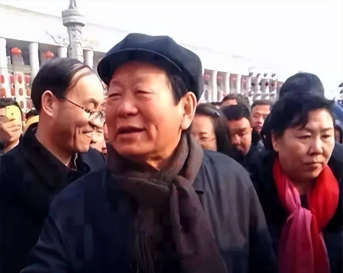 山西前书记胡富国:离晋时数万人相送,84岁与耿彦波看戏精神焕发_工作