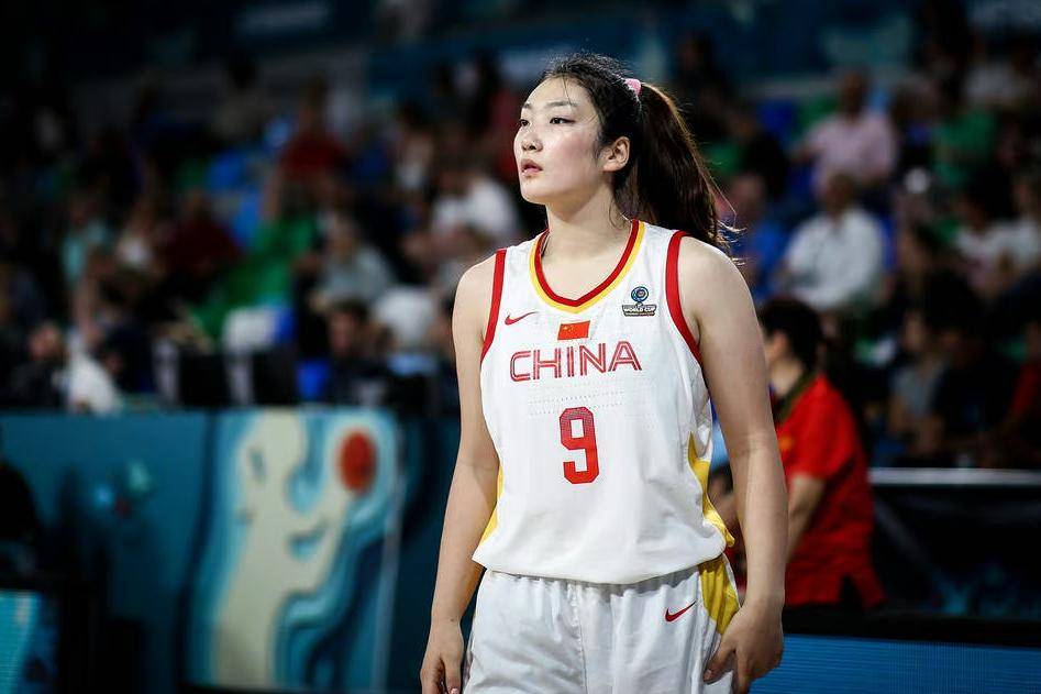 比李夢更慘！周琦疑似慘遭CBA各隊封殺，男籃正式確定“新一哥”