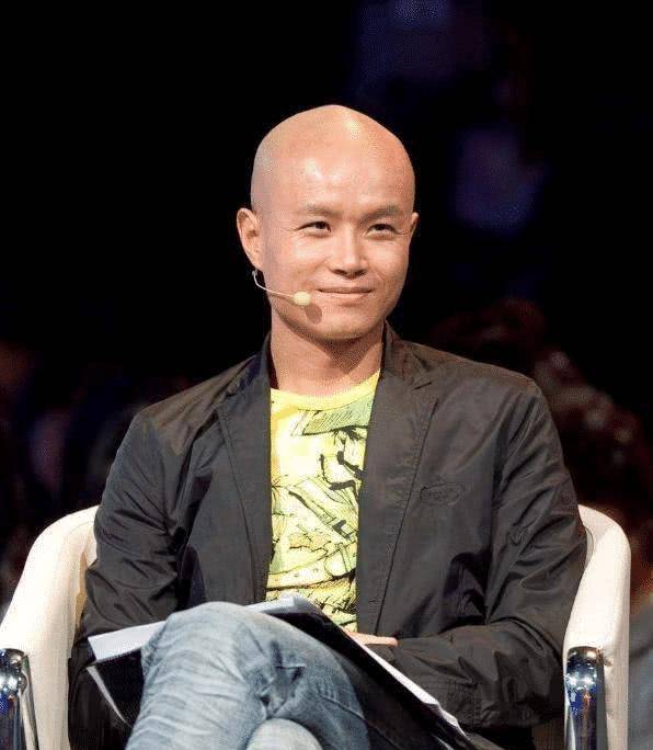 他醉酒上节目辱说金星"太监",当众强吻谢娜,终自毁前途遭封_乐嘉_演讲