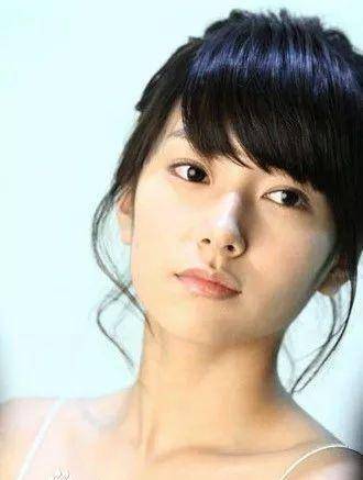 比较熟悉的角色就是在韩版的《花样男子》中饰演心仪具俊表的张宥美