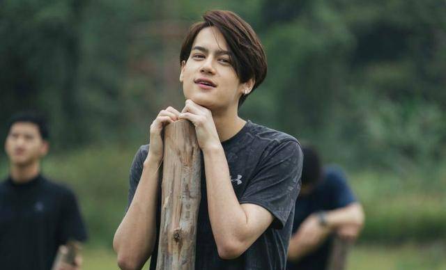 泰星ice paris透露感情问题:正与圈外女孩"谈心"_合作_因为_事情