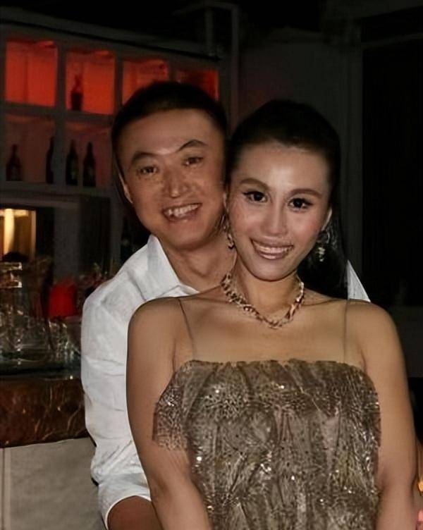 乒坛名将马琳:花一套别墅及百万与前妻分手,3年后又娶瑜伽教练_张宁益