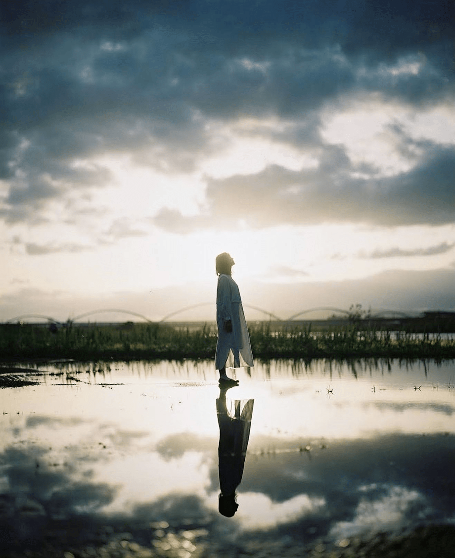 【摄影】静谧的光——摄影师hiro胶片人像摄影作品