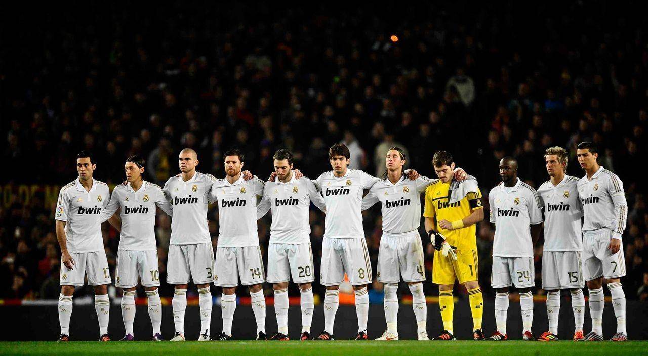 21世纪以来的皇马最佳阵容,2位金球奖得主居然都无缘入选_卡瓦哈尔