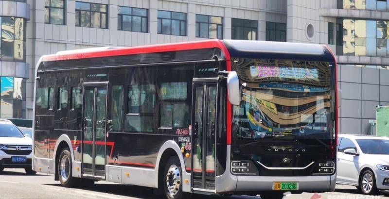 一起去打卡颜值与实力并存的新能源公交车_乌鲁木齐_车辆_底盘