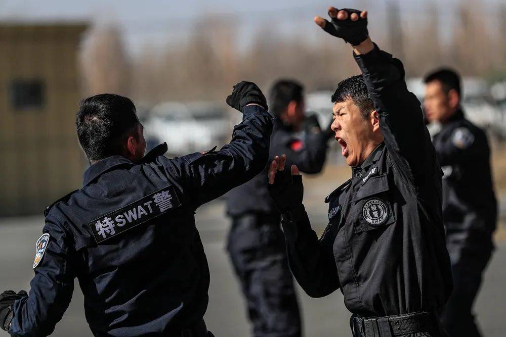 兵团第十二师公安实战演练震撼来袭!_比武_活动_训练