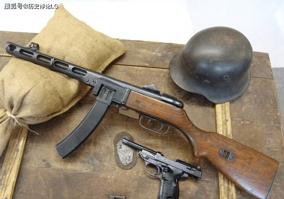 为何中国仿造苏联波波沙研制50冲锋枪时,取消弹鼓改用弹匣供弹?