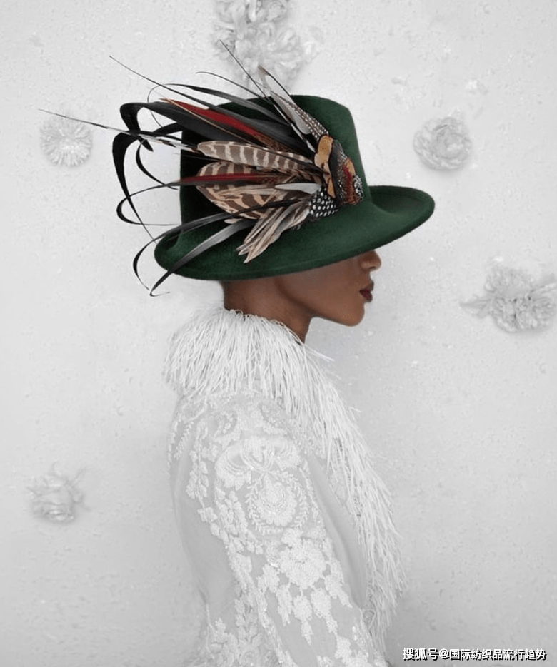 看时尚大师如何用帽子秀出魔法!_philip_设计_认知