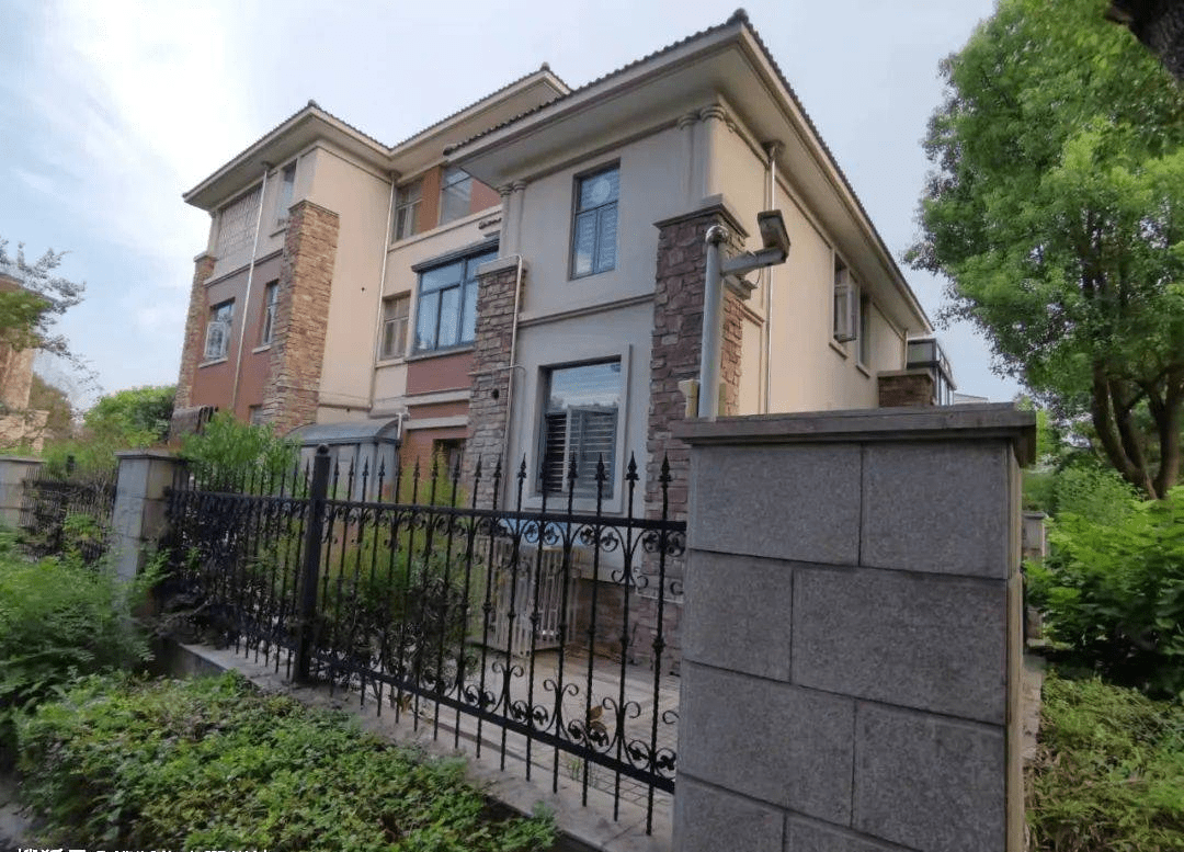 首页:宜兴东锦家园_售楼处电话400-000-0460转9988售楼地址_24小时