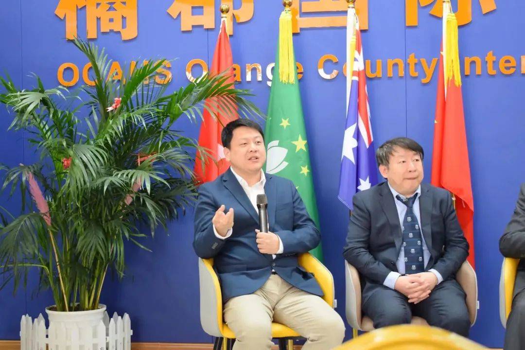 在校生家长代表分享丁延庆教授表示,在调查统计中发现,中国学生在学习