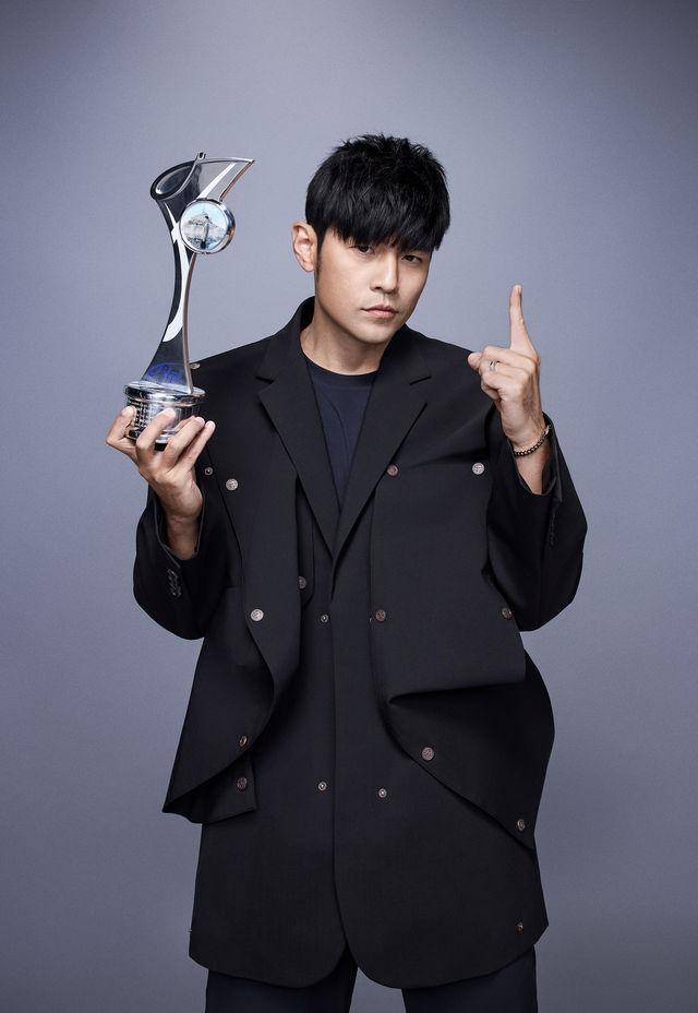 周杰伦夺世界销售冠军嗨翻 「喊话昆凌做1件事」超甜!_周董_音乐_全球