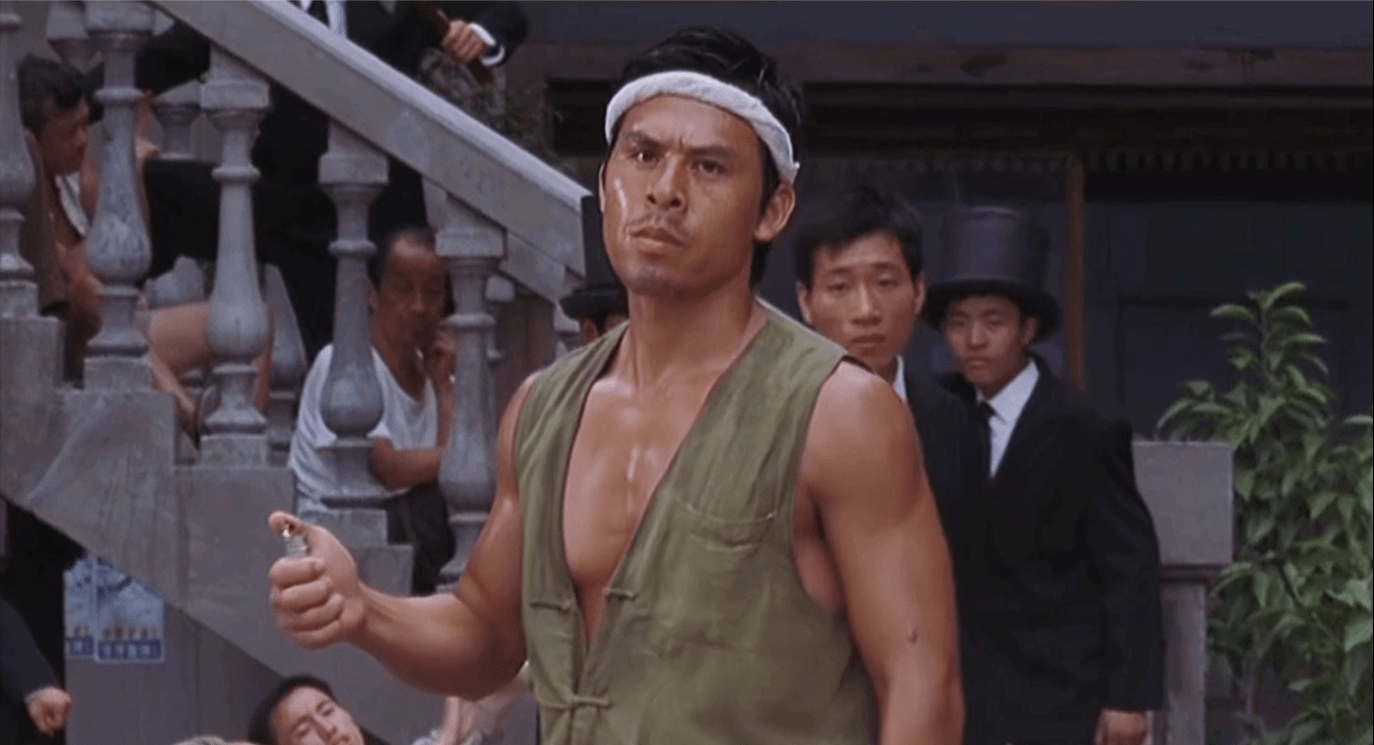 就是因为苦力强选了他,拍戏一脚踢晕三个人_释延_功夫_影视圈