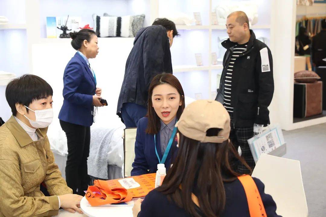 雅兰寝饰重磅亮相上海国际商业空间博览会,人气再创新高!