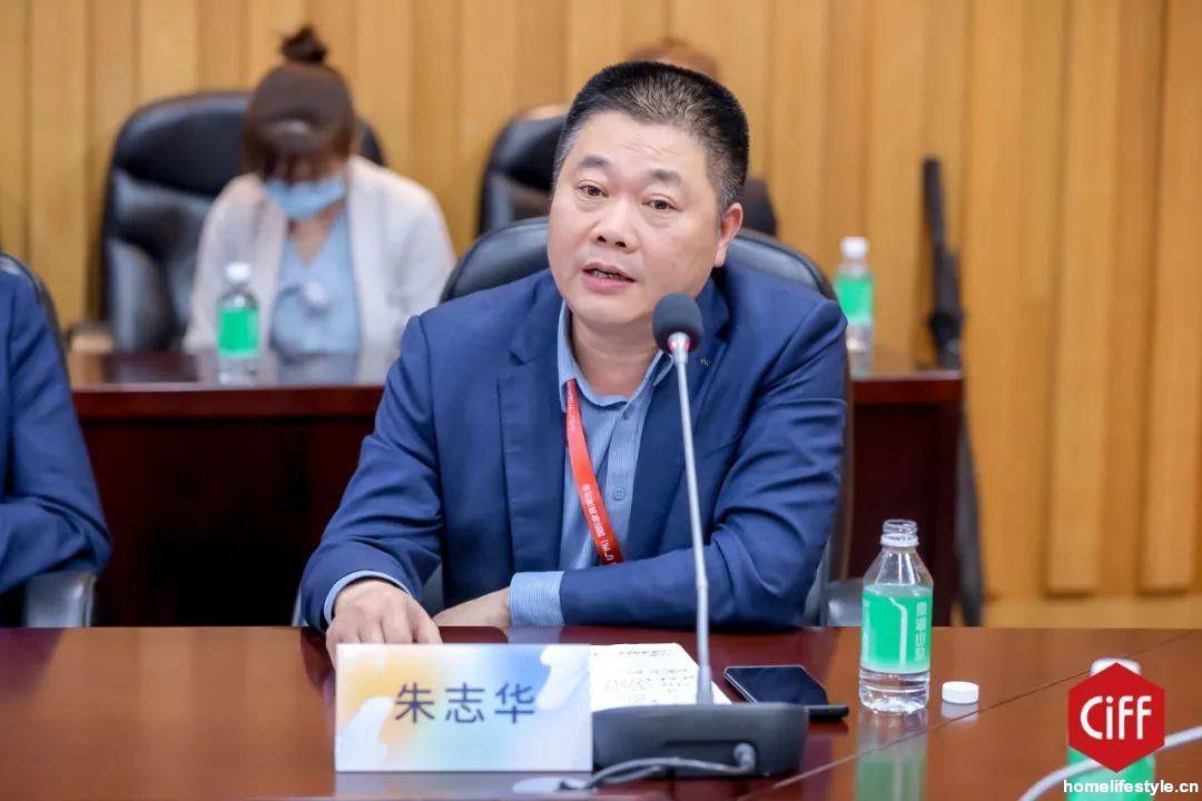 江苏佳饰家新材料集团股份有限公司总裁朱志华建立"四大链条"打造核心