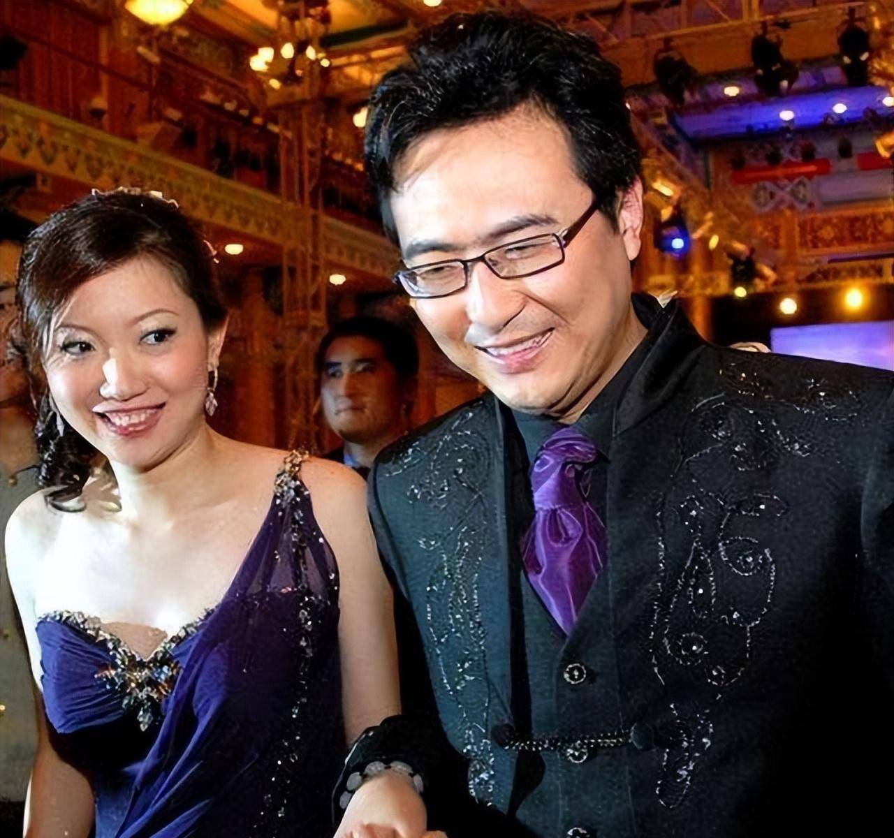 李佳薇:14岁独闯新加坡,击败巅峰王楠也拿过奥运银牌_半决赛_乒乓球