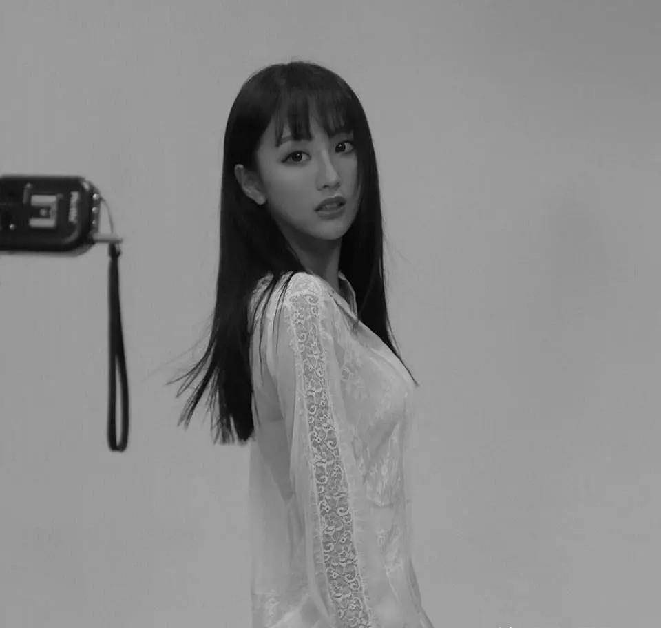 贵人古天乐,当时电影《反贪风暴》找到陈静饰演一个关键人物"梁安莹"