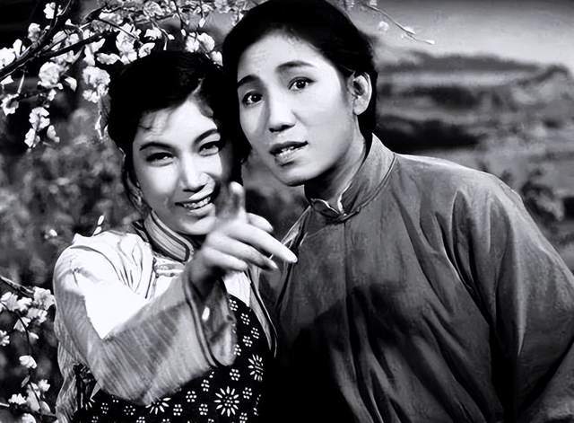 德艺双馨老艺术家赵丽蓉:曲折一生,人生最后十年绽放最美火花_观众