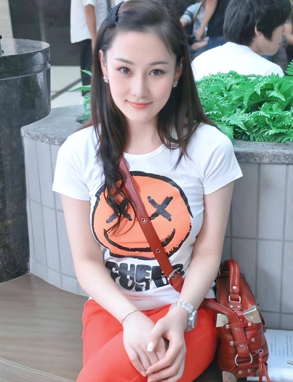 张馨予:修得好姻缘,在发布的35岁生日感言中大赞何捷是"良人"_好人