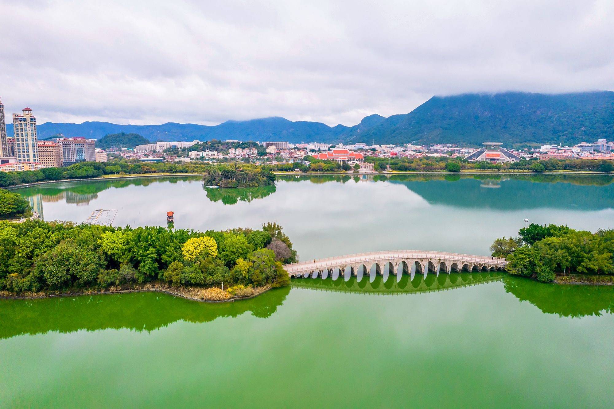 泉州西湖公园景点图片