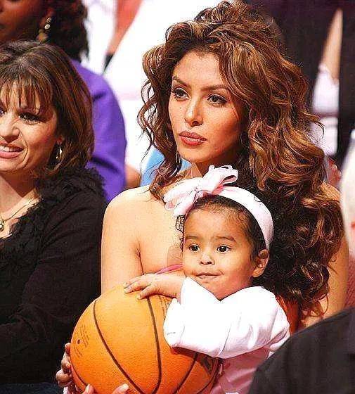 nba之红颜祸水一_马龙_瓦妮莎_科比