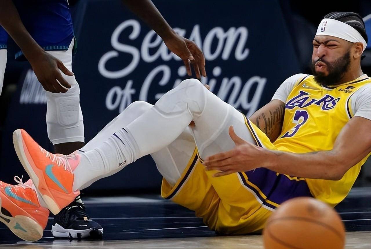 玻璃人属性令浓眉饱受质疑 打满82场成新赛季目标_比赛_球员_受伤