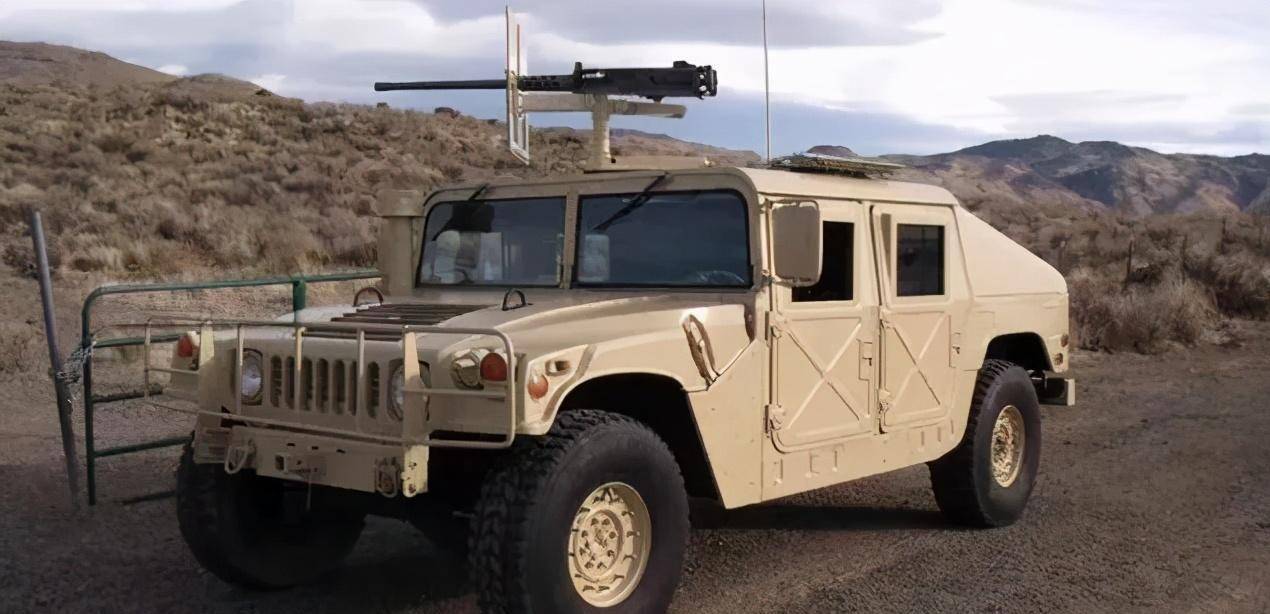 悍马汽车作为美军主力座驾,为何最后沦落到停产?_美国_兰博基尼_车辆