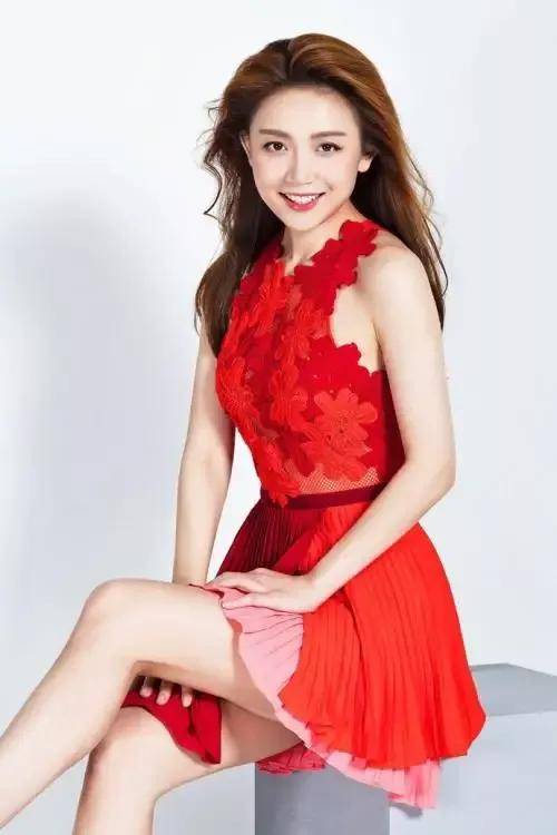 人,美貌与智慧并重的才女,比明星还漂亮的主播_李静雯_毛琳_周悦珊