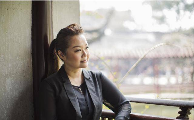 无聊等餐的3分钟内,写下一首流传至今的歌曲_阿橹_娃娃_首歌