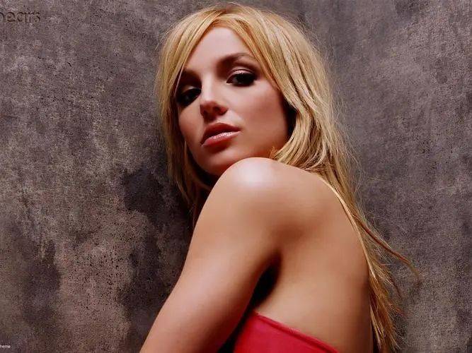 41岁布兰妮摘婚戒衣着暴露与老友热舞 丈夫否认婚变插图1