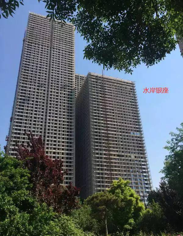 天津的這兩個樓盤:沒建完就拆,至今也沒拆完_名門_銀座_廣場