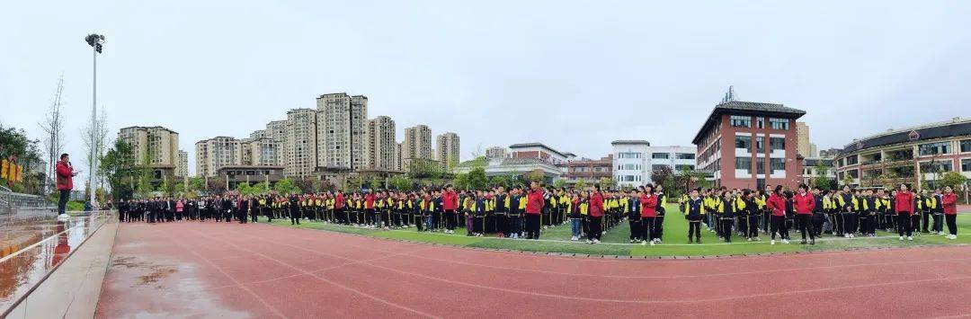 安全作伴 幸福共存——营山县白塔小学校消防应急疏散演练活动纪实