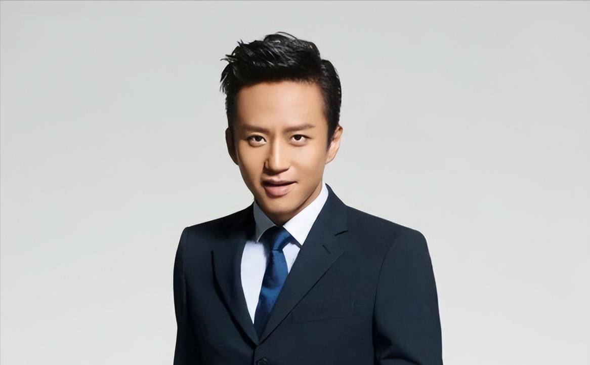 同样是中戏校草,李亚鹏已经二婚,易烊千玺成为最年轻影帝_刘昊_少年