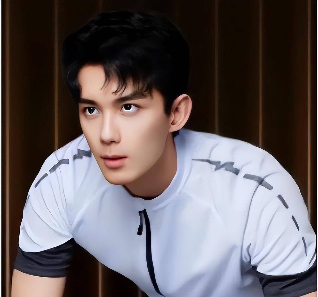 明星八卦 吴磊_吴磊八字_八卦明星吴磊图片