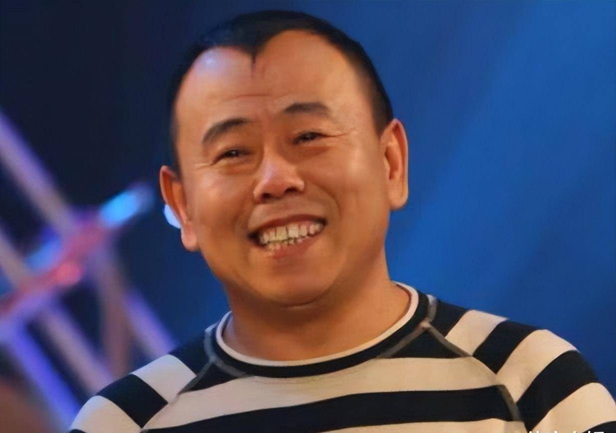 正师级干部潘长江,紧急回应全家离开国外,网友:这才是人气节_女儿_喜